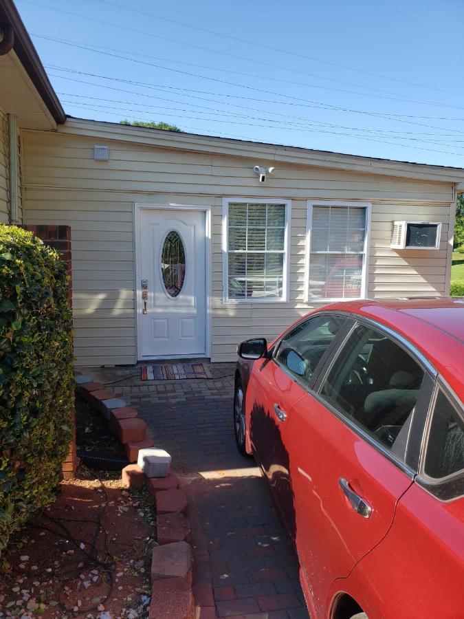 Bright & Spacious Studio Close To Clt Airport Gastonia Exterior photo